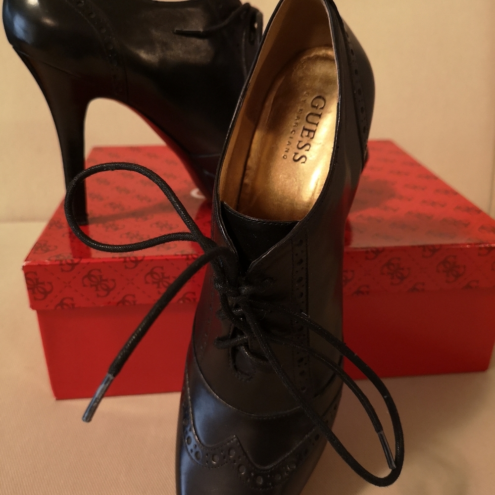 Guess black lace up platform shoes - Picture 8 of 14